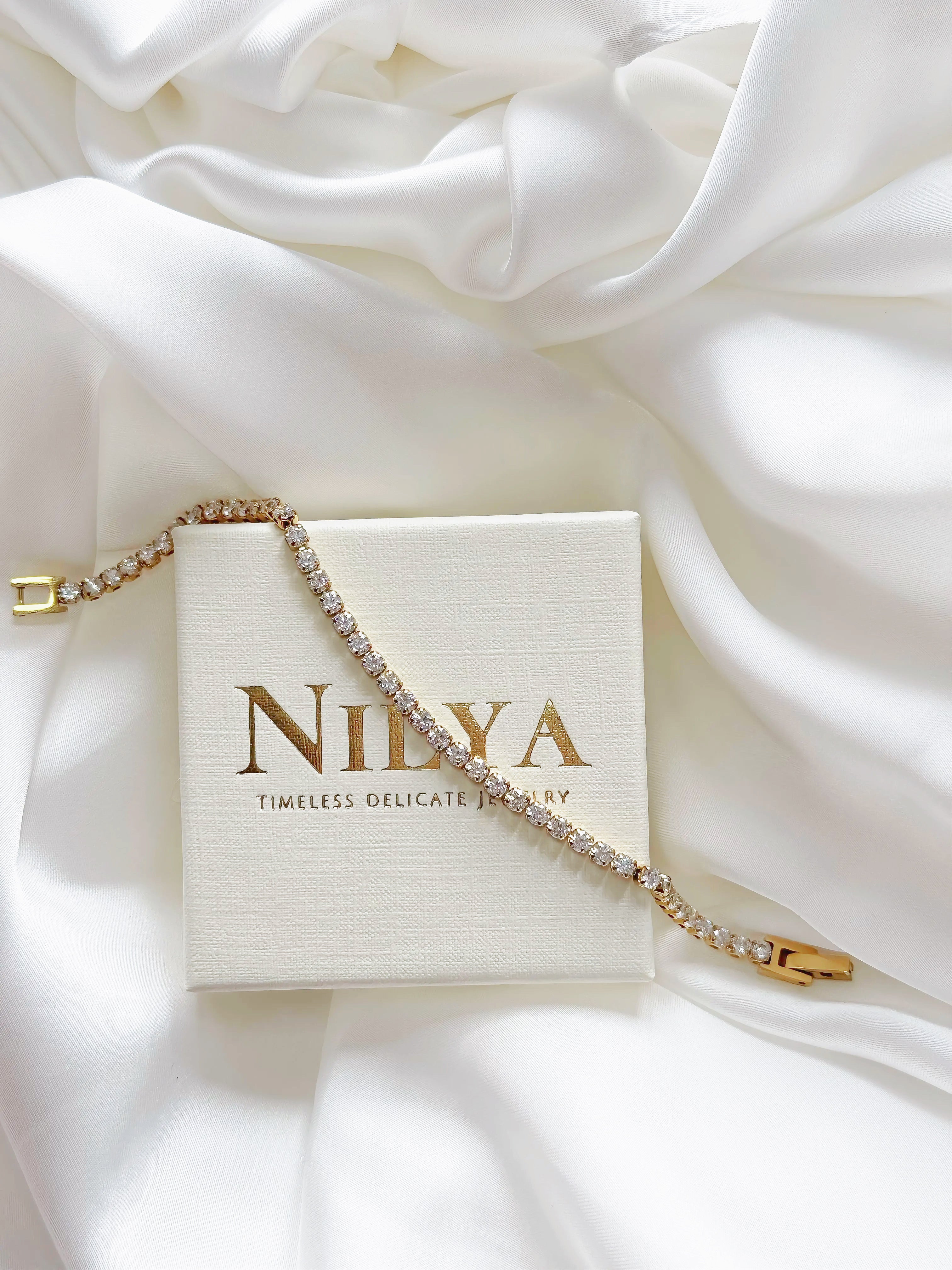 SHILA ARMBAND