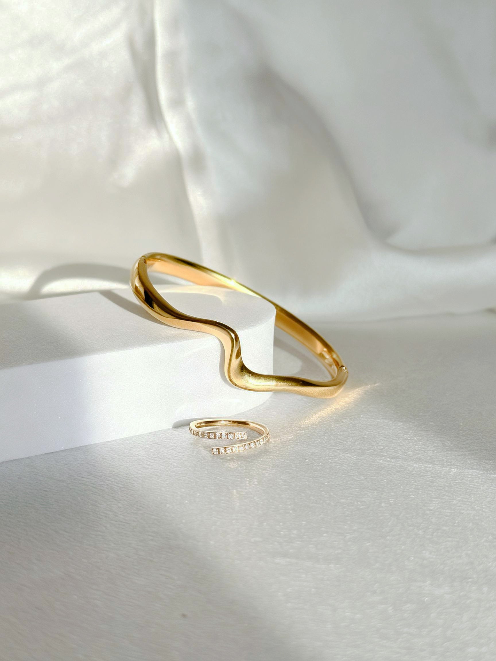 LIORA RING